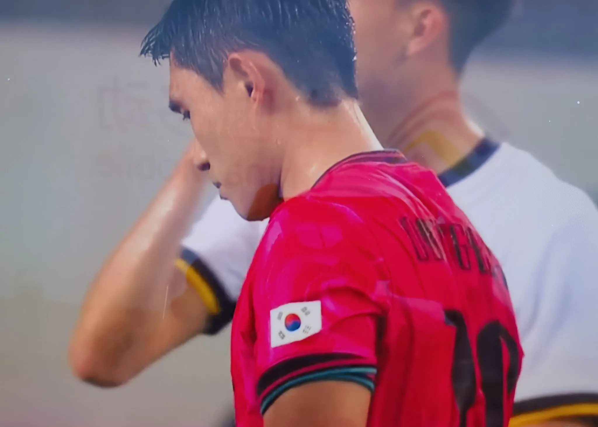 包含今晨突围战来临;萨克拉门托国王围绕英超队长鼓劲;媒体盛赞;资深球员宣示担当的词条开云