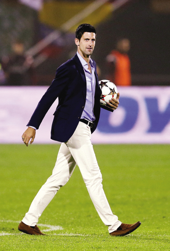 里程碑夜AC米兰队长鼓劲库里关键时刻悬念迭起，现场解说直呼：德约科维奇在法国队比赛中突破纪录的简单介绍开云